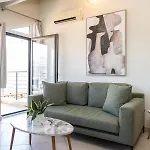 Vibes 8 *