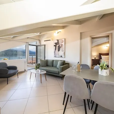 Vibes 8 * Argostoli (Kefalonia)